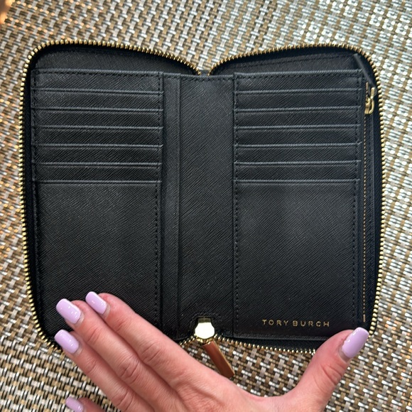 Tory Burch Black Zip Wallet with Gold Accent - Picture 4 of 5